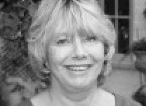 Mary Hooper_half_col_208